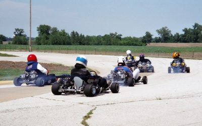 Here a group of twins (rear engined and sidewinders) take to Quincy’s expansive racing surface